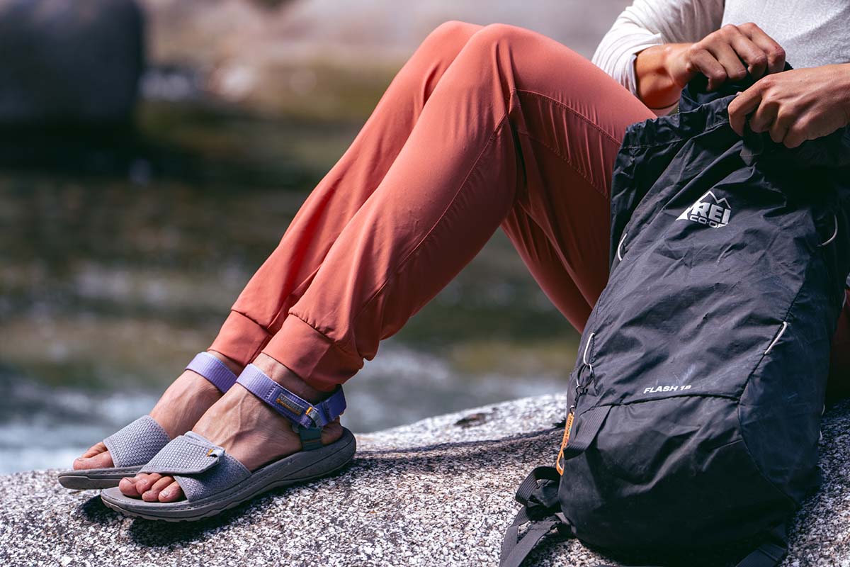 Women's waterproof top hiking pants